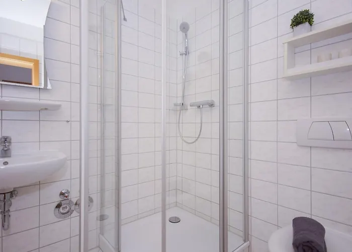 Odin, Sonnenseite * Sellin (Rugen)